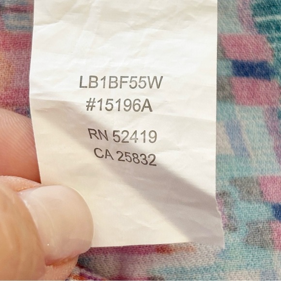 LA BLANCA Women’s Plus Multicolor Stripe GLOBAL JIVE Swim Cover V-Neck Sz 1X - Picture 9 of 9